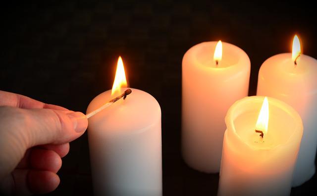 10 Top Tips on using Advent Candles in your Church