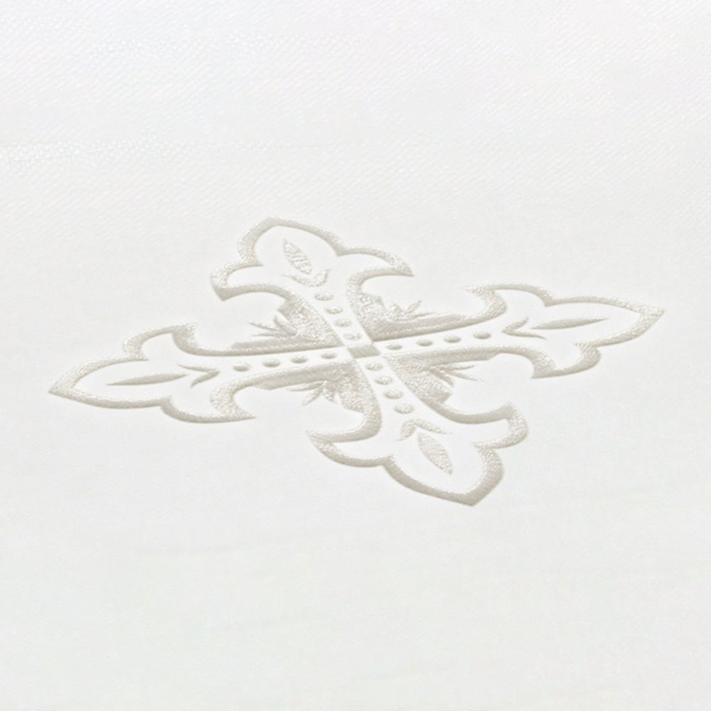 Small Linens with Fleur de Lys Cross Motif - Vanpoulles